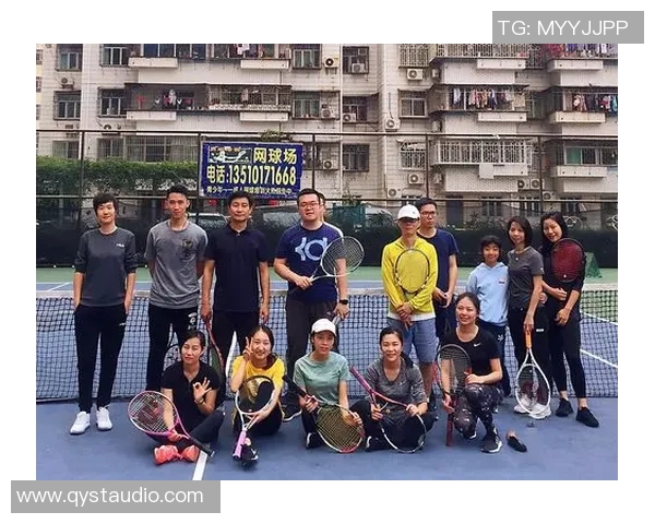 杭州网球队中路突破解析:如何在网球赛场上实现战术创新与团队协作